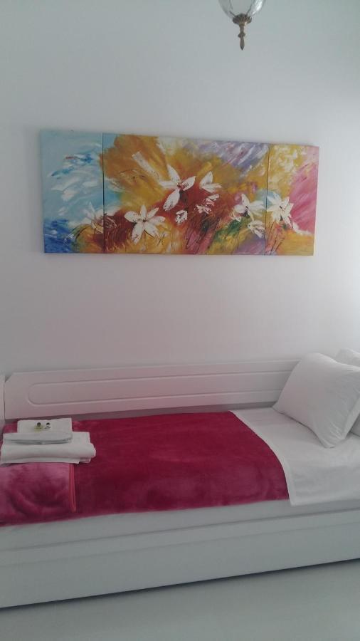Nn Spata Rooms & Suites Near Athens Airport Kültér fotó