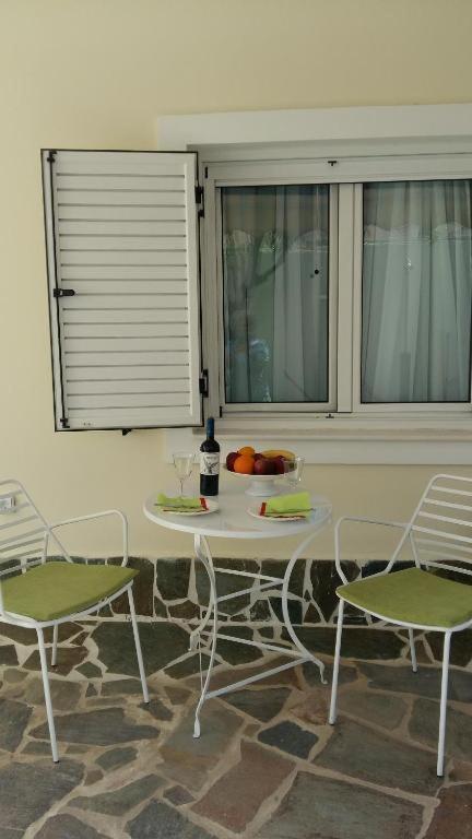 Nn Spata Rooms & Suites Near Athens Airport Kültér fotó